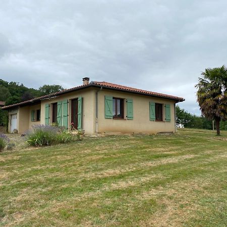 Maison En Campagne Avec Vue Sur Les Pyrenees Estampes Екстериор снимка