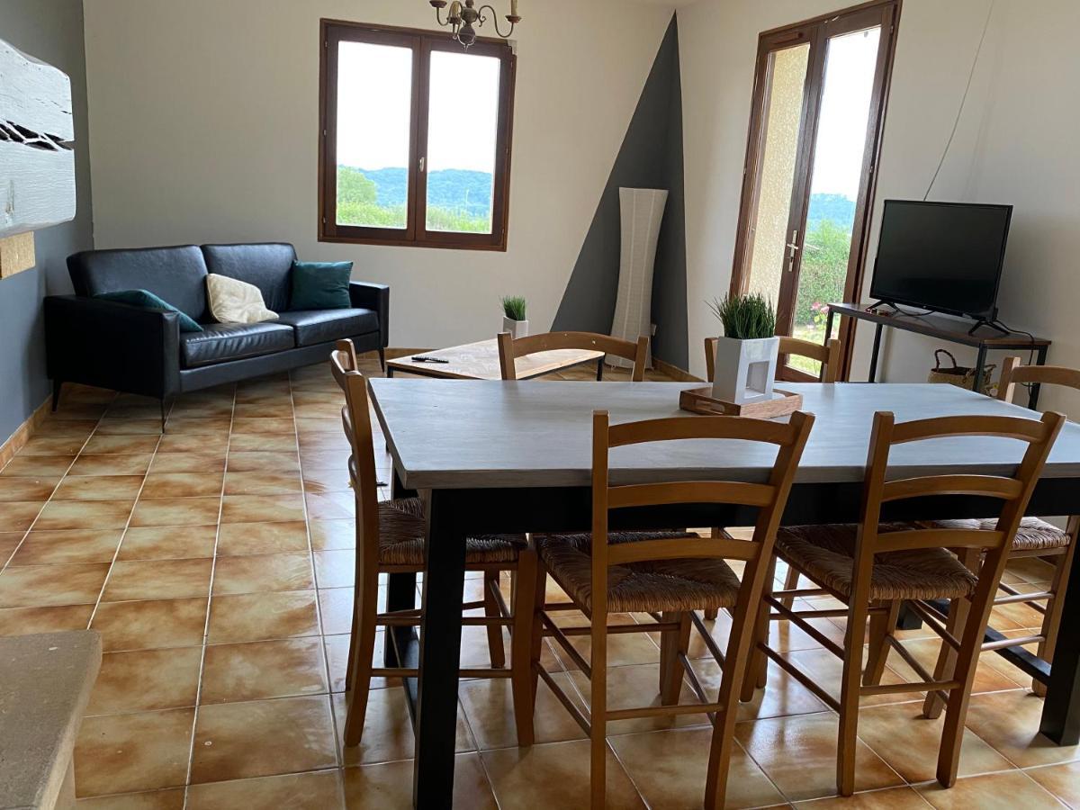 Maison En Campagne Avec Vue Sur Les Pyrenees Estampes Екстериор снимка